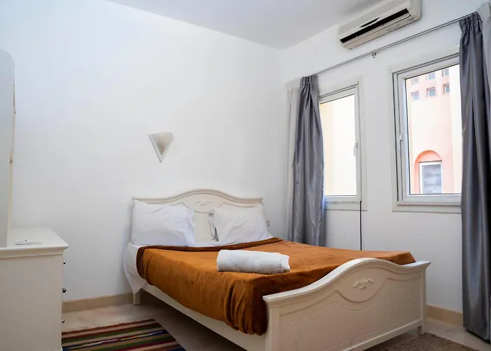 Al Dora